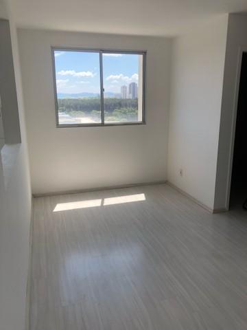 Alugar Apartamento / Padrão em São José dos Campos R$ 1.450,00 - Foto 2