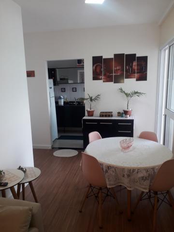 Apartamento / Padrão em São José dos Campos Alugar por R$2.400,00