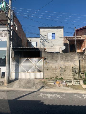 Alugar Casa / Padrão em Jacareí. apenas R$ 1.000,00