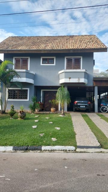 Casa / Condomínio em Jacareí Alugar por R$3.900,00