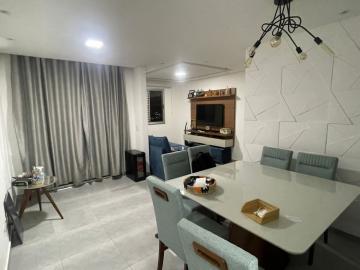 Apartamento / Padrão em São José dos Campos , Comprar por R$361.000,00