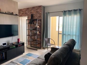 Alugar Apartamento / Padrão em Jacareí. apenas R$ 280.000,00