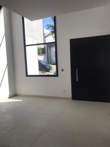 Linda casa em condominio em face de acabamento