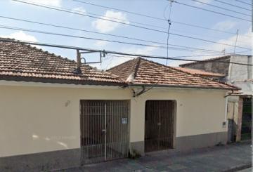 Alugar Casa / Padrão em Jacareí. apenas R$ 2.200.000,00