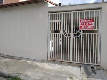Alugar Casa / Padrão em Jacareí. apenas R$ 1.300,00
