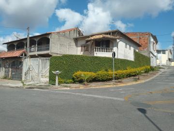 Alugar Casa / Sobrado em Jacareí. apenas R$ 2.000,00