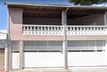Alugar Casa / Padrão em Jacareí. apenas R$ 1.879,92