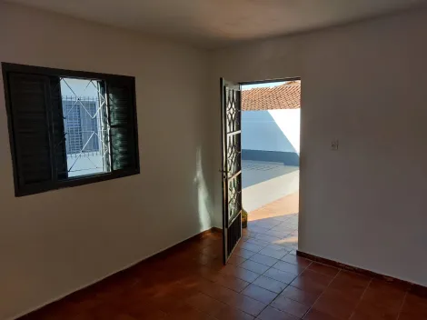 Casa com 3 Dormitórios 1 Suíte - próximo ao centro !!!