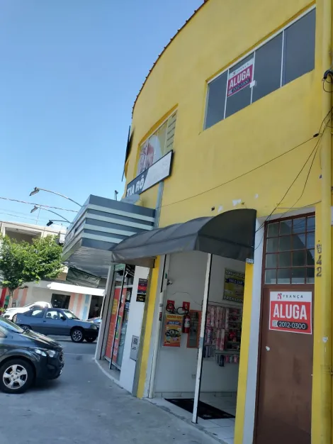 Alugar Comercial / Sala em Jacareí. apenas R$ 550,00