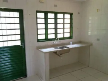 imagem 3 - Excelente Chácara com 1500m² - 2 Dormitórios imagem 3 - Excelente Chácara com 1500m² - 2 Dormitórios