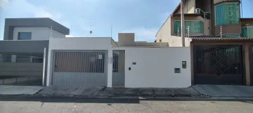 Alugar Casa / Padrão em Jacareí. apenas R$ 810.000,00