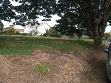 Terreno em condomínio fechado - TERRAS DE SANT'ANNA