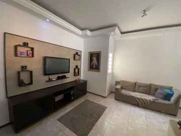 Alugar Casa / Padrão em Jacareí. apenas R$ 475.000,00