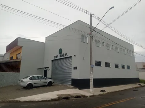 Casa / Kitnet em Jacareí/SP 