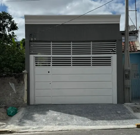 Alugar Casa / Padrão em Jacareí. apenas R$ 450.000,00