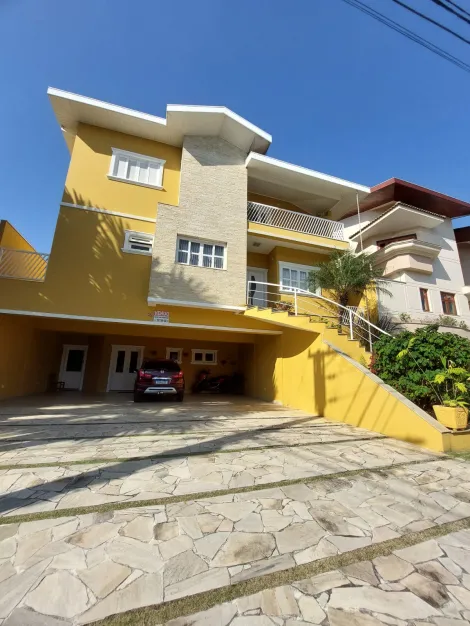 Alugar Casa / Condomínio em Jacareí. apenas R$ 1.600.000,00