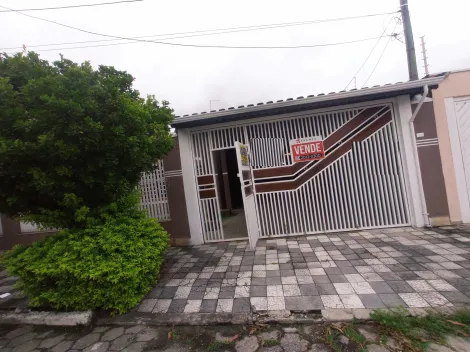Alugar Casa / Padrão em Jacareí. apenas R$ 690.000,00