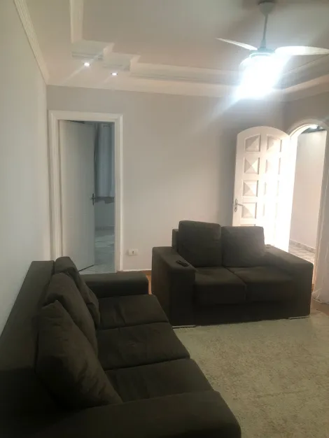 Alugar Casa / Padrão em Jacareí. apenas R$ 370.000,00