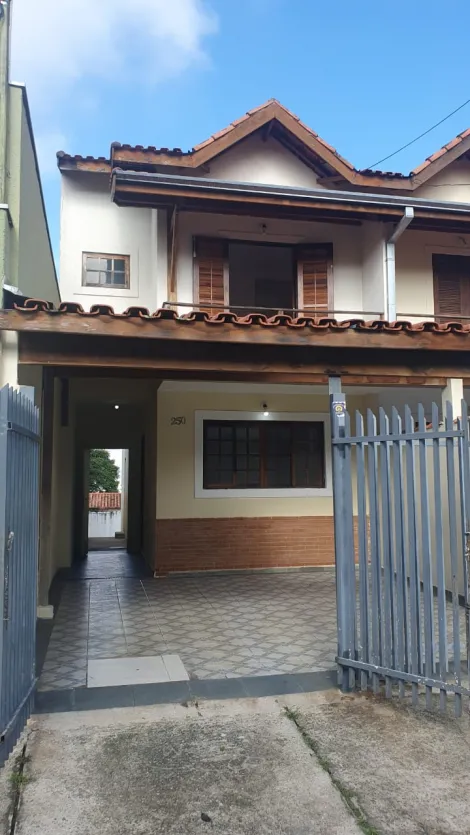 Alugar Casa / Sobrado em São José dos Campos. apenas R$ 2.700,00