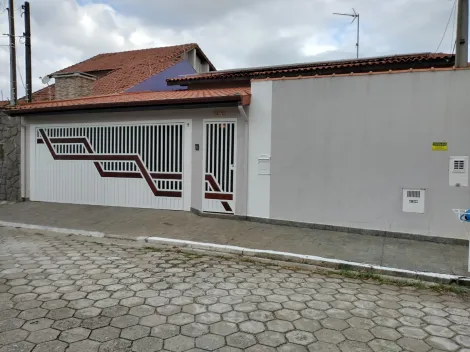 Alugar Casa / Padrão em Jacareí. apenas R$ 770.000,00