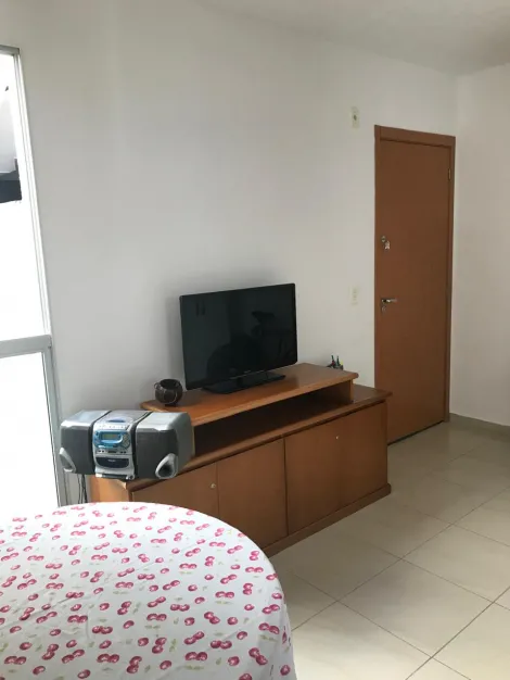 Alugar Apartamento / Padrão em São José dos Campos. apenas R$ 180.000,00