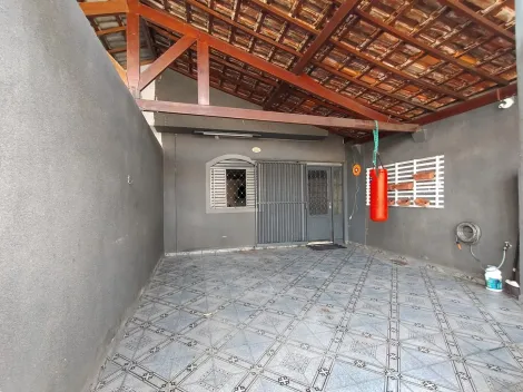 Alugar Casa / Padrão em São José dos Campos. apenas R$ 1.750,00