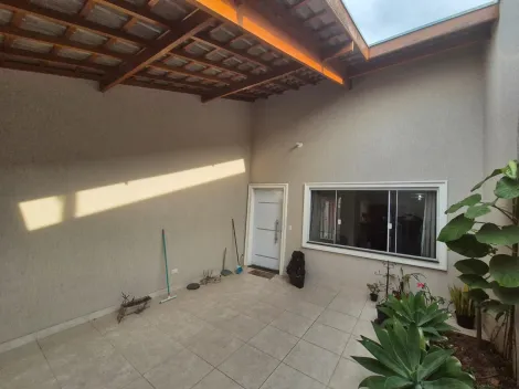 imagem 4 - Casa com 3 Dormitórios, Espaço Gourmet e Próxima ao Centro no Bairro Vila Pinheiro imagem 4 - Casa com 3 Dormitórios, Espaço Gourmet e Próxima ao Centro no Bairro Vila Pinheiro