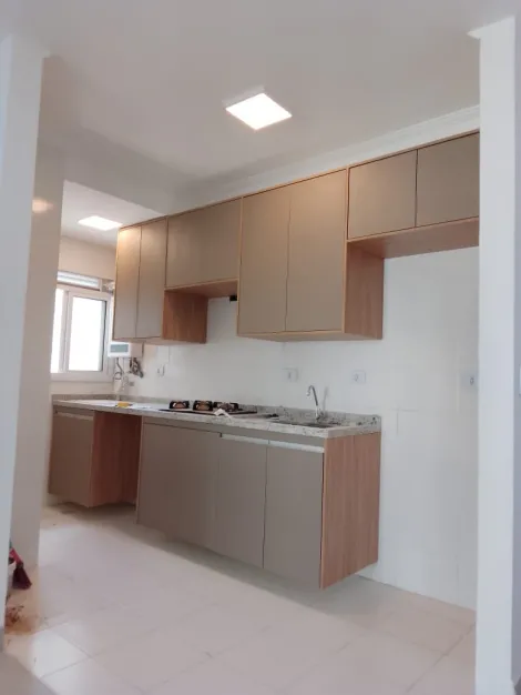 Alugar Apartamento / Padrão em Jacareí. apenas R$ 392.000,00