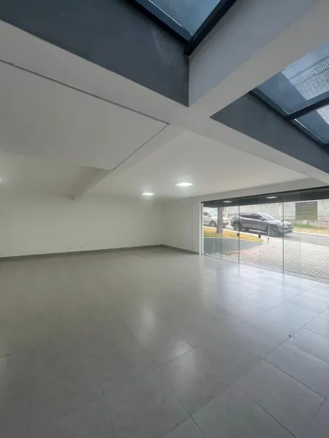 imagem 3 - Ponto Comercial para Aluguel em Localização Privilegiada (PISO INFERIOR) imagem 3 - Ponto Comercial para Aluguel em Localização Privilegiada (PISO INFERIOR)