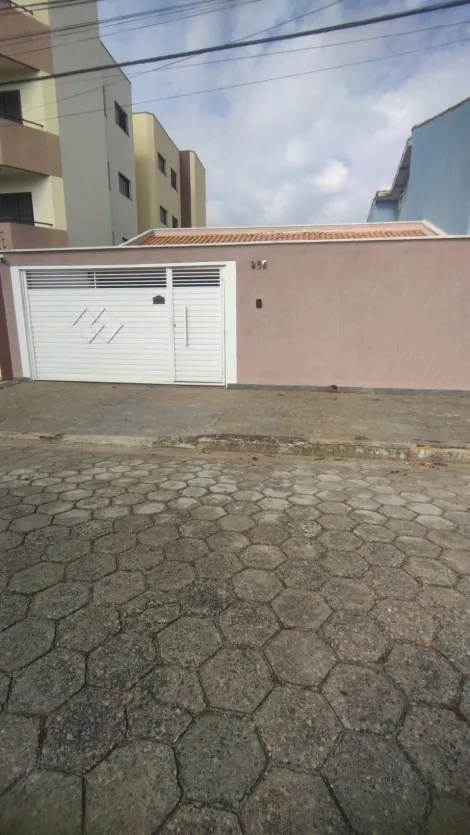 imagem 1 - Casa espaçosa com 3 dormitorios e edicula imagem 1 - Casa espaçosa com 3 dormitorios e edicula
