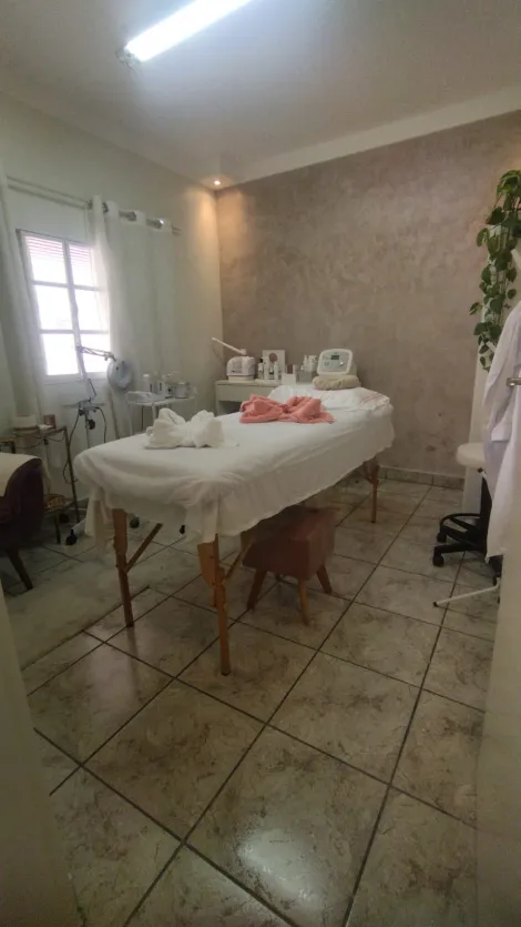 imagem 2 - Casa espaçosa com 3 dormitorios e edicula imagem 2 - Casa espaçosa com 3 dormitorios e edicula
