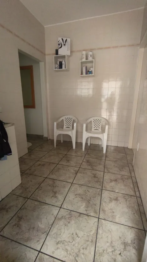imagem 4 - Casa espaçosa com 3 dormitorios e edicula imagem 4 - Casa espaçosa com 3 dormitorios e edicula